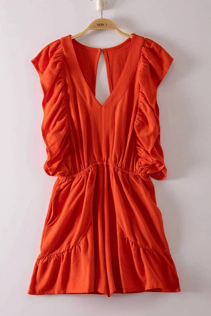 NEW VERY J women's back cutout detail ruffled sleeve romper in tomato